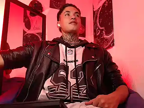 AlecBanne_ Chat XXX in diretta