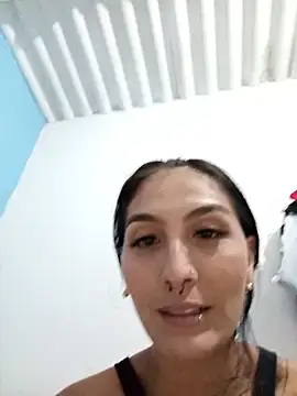 single_virgin Chat XXX in diretta