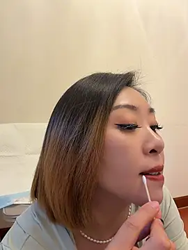 xiaoxiao_353 现场XXX聊天