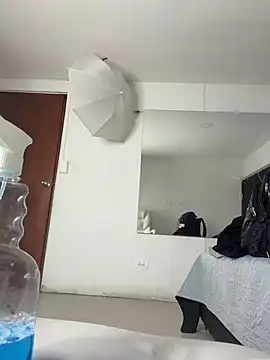Онлайн чат XXX DilanMiller_