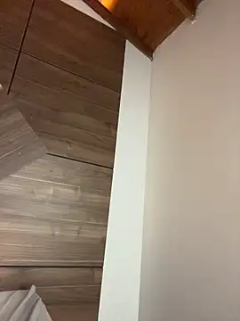 Lara_petit XXX чат на живо