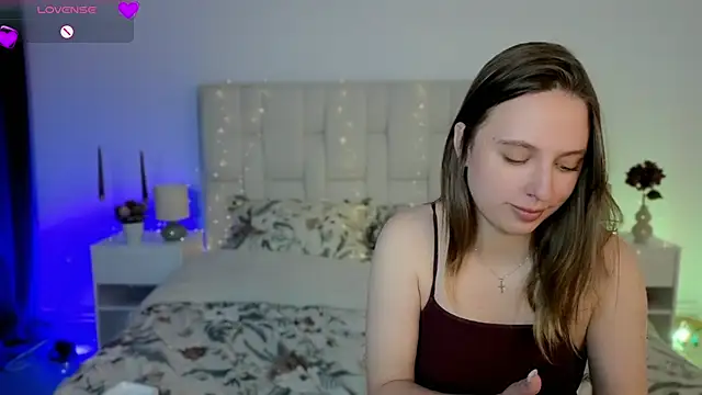 Онлайн чат XXX Cornelia_kitty