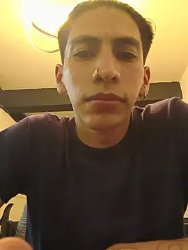 Chhhhyt webkamerás műsora