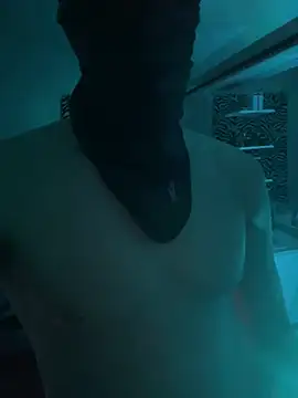 orientalzeb92 Adlı Modelin Canlı XXX Sohbeti