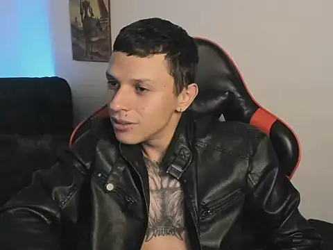 Masterdave7 Chat XXX in diretta