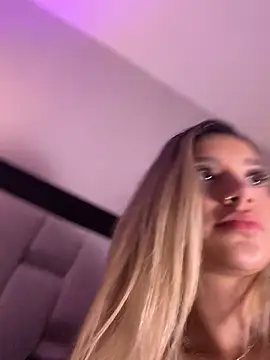 Chat XXX en directo de Sophie-velvet