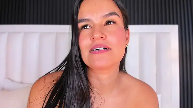 LucieMillerr's Live XXX Chat