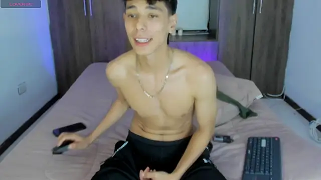 แชท XXX สดของ jacob_colliins