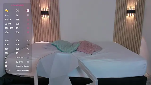 MilaHeat1's Live XXX Chat