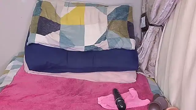 spicybootie 现场XXX聊天