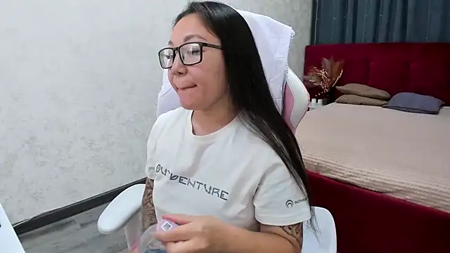 دردشة gentle_muse الجنسية المباشرة