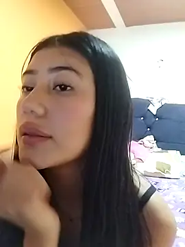 Maya_Rave_'s Webcam Show