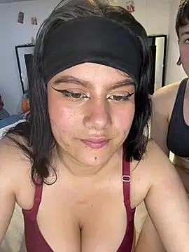 Chat XXX en directo de Couple_Rainbow