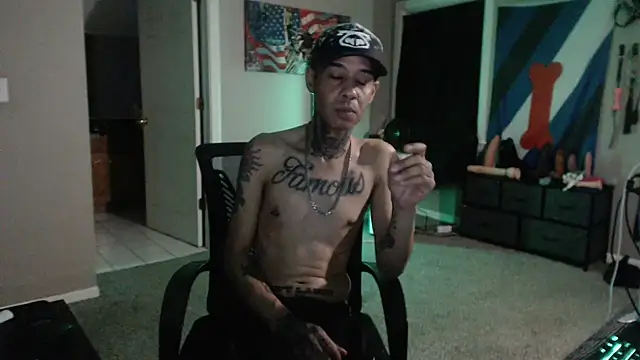 Chat XXX en directo de Michigan9000