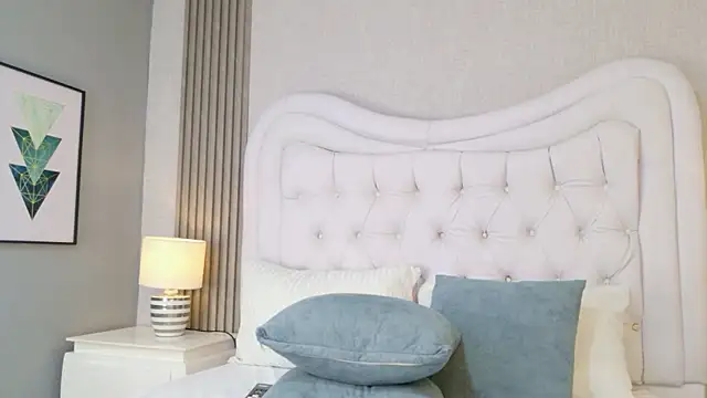 XXX chat uživo modela CaitlynMiller