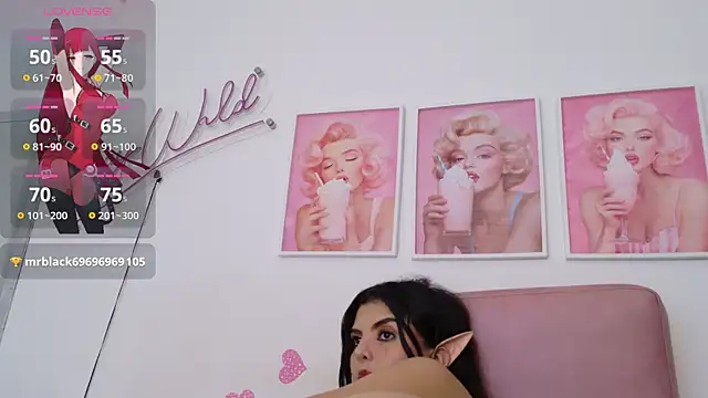 Adele_LatinLady's Live XXX Chat