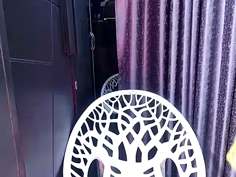 Angel-pune001's Live XXX Chat