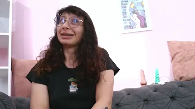 XXX chat uživo modela minene_mikami