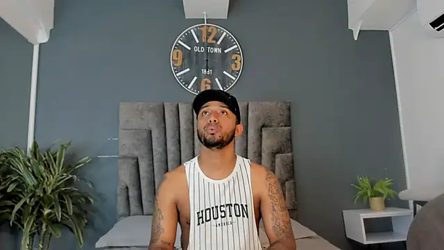 Czat XXX na żywo – Robin_Rief
