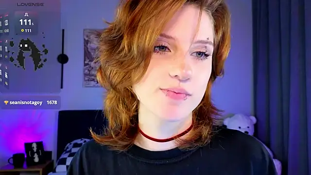 XXX chat uživo modela vampi_queen