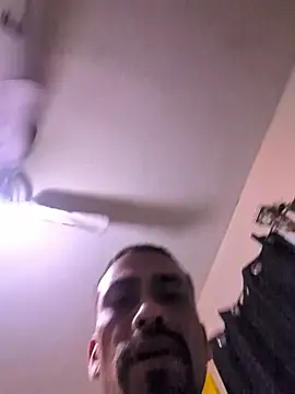 Cnutt310's Webcam Show
