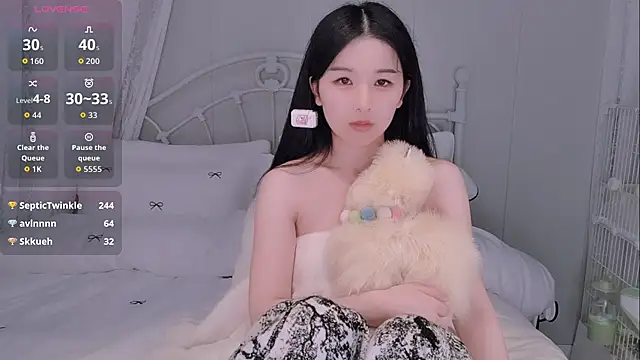 XXX chat uživo modela BingLin-