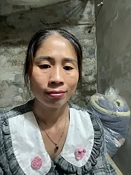 XXX chat uživo modela tinacum012