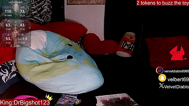 Chat +18 de VelvetDiablo ao vivo