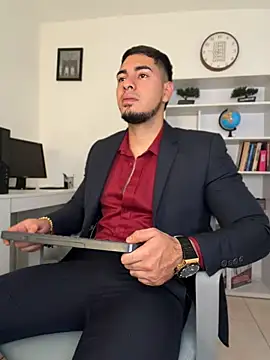 Dimitri_Colleman Adlı Modelin Canlı XXX Sohbeti