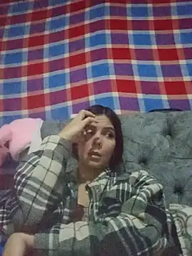 BigbuttBrooklyn_ Adlı Modelin Canlı XXX Sohbeti