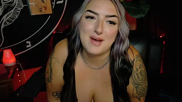 צ'אט XXX בשידור חי של ImKatMeow