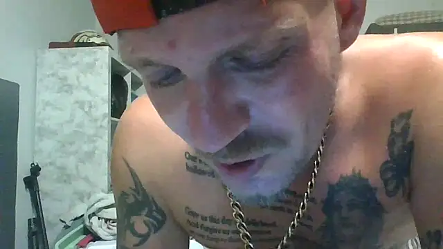 Chat XXX en directo de Brittmikerideanfuck
