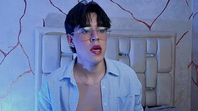 XXX chat uživo modela Tom_Parker_