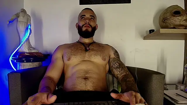 Chat +18 de Morgann_jones ao vivo