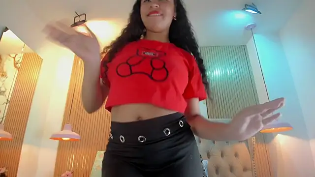 XXX chat uživo modela selenaflamemj