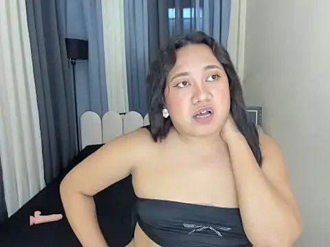 XXX chat uživo modela BigCockLexie