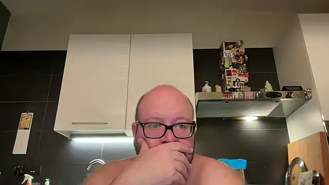 theitalianbear Adlı Modelin Canlı XXX Sohbeti
