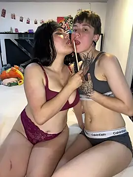 Онлайн чат XXX Couple_Rainbow