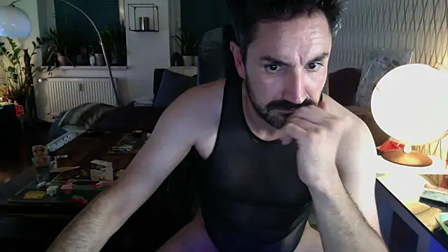 tomz0819 라이브 XXX 채팅