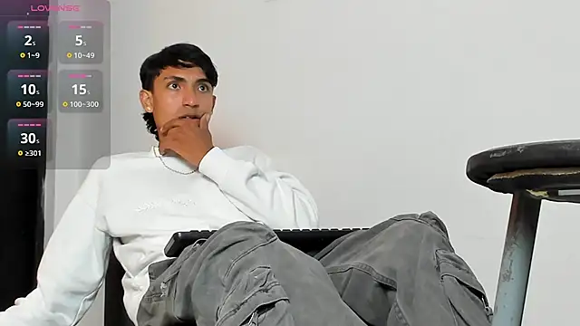 Myke_Tucker_'s Live XXX Chat