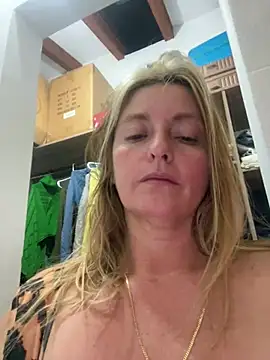 moniquerainx Adlı Modelin Web Kamerası Şovu