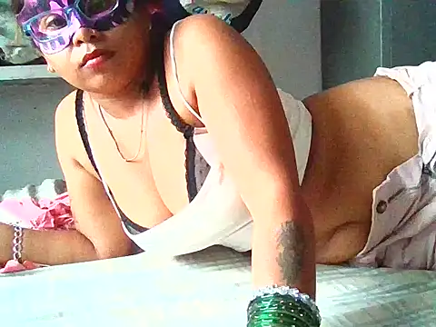 RUKMINI_60 现场XXX聊天