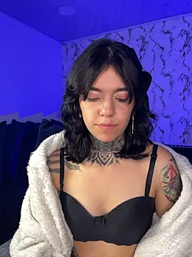 Lunai_gh live XXX chat