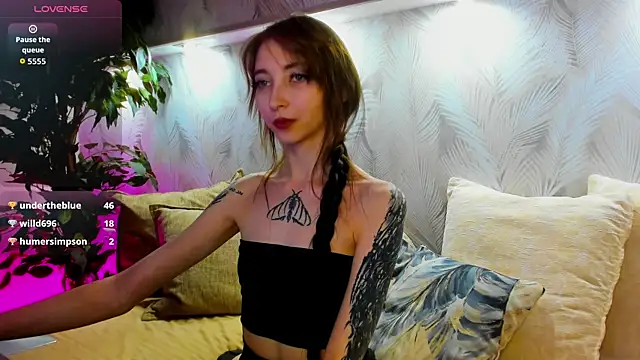 Chat XXX en directo de Ellen_Hops