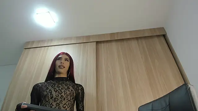 Chat +18 de Jaddyy__ ao vivo