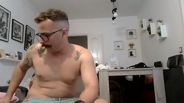 Chatroom XXX en direct de yanick931
