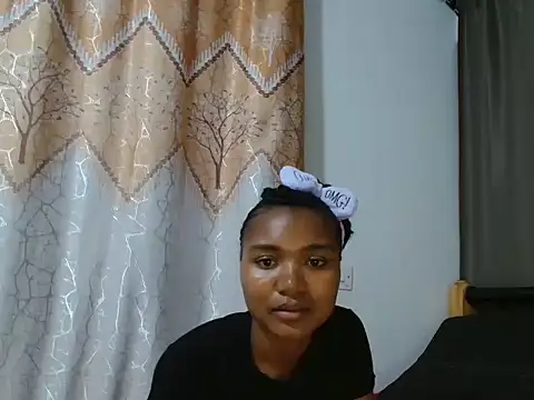 JJSecrets live XXX chat