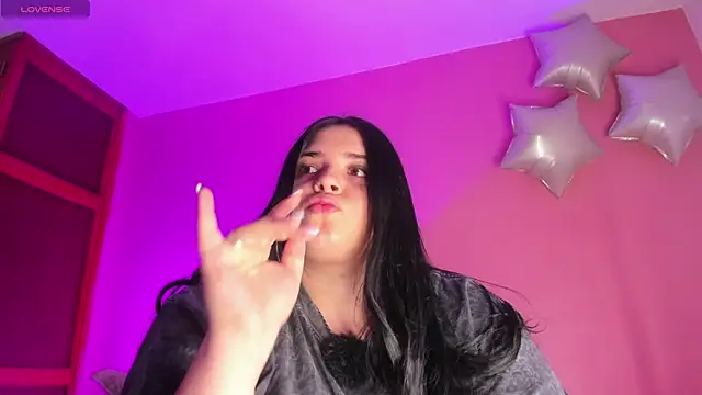 Julieta_jane_ss Adlı Modelin Canlı XXX Sohbeti