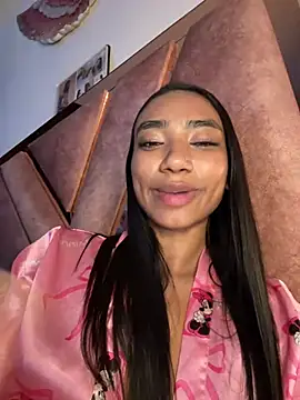Mia-Lorette's Live XXX Chat