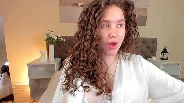 Ariella_Sol Adlı Modelin Canlı XXX Sohbeti